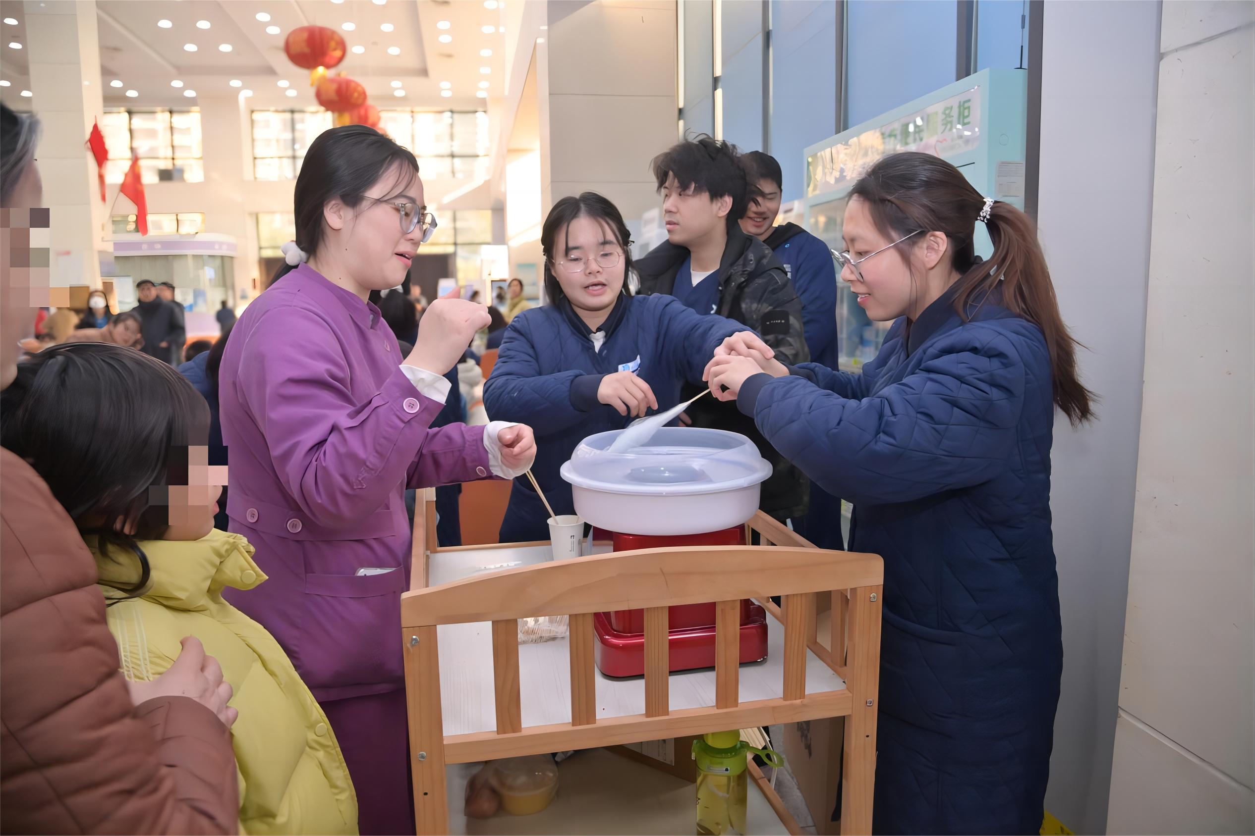 迎接新年 | 欢笑，掌声，棉花糖——这场儿童喜乐会，甜度满分！