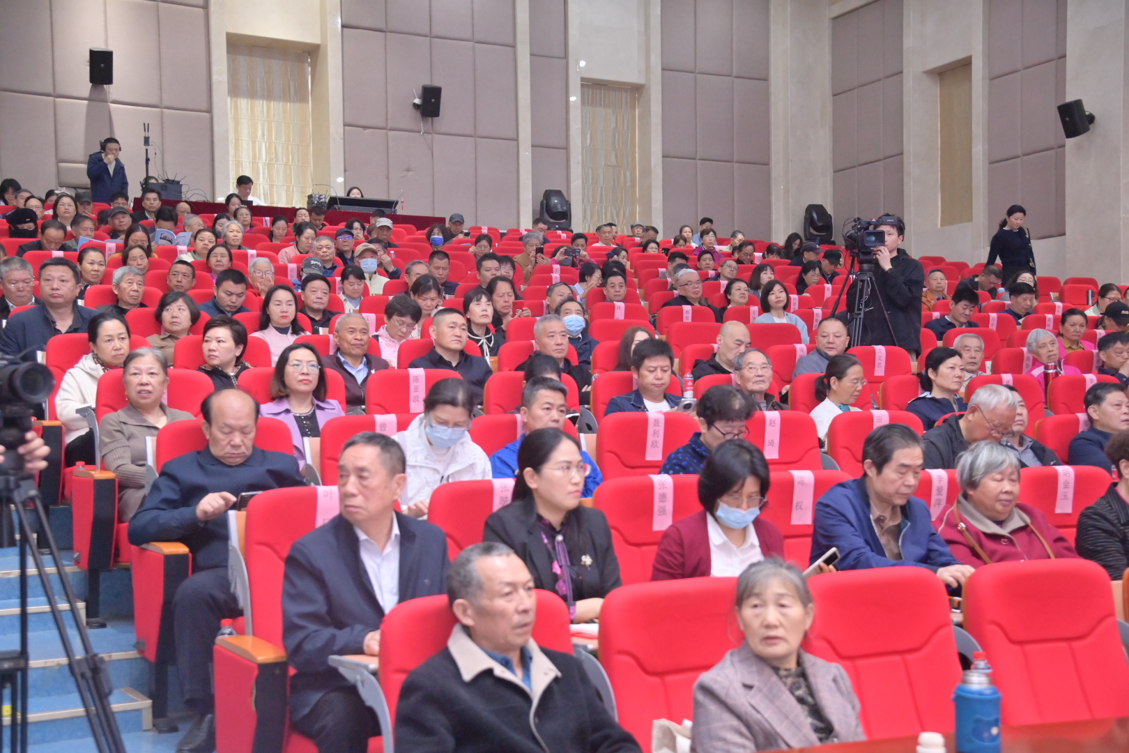 卢光琇教授登上金秋大讲堂：抗衰老，我们可以主动出击